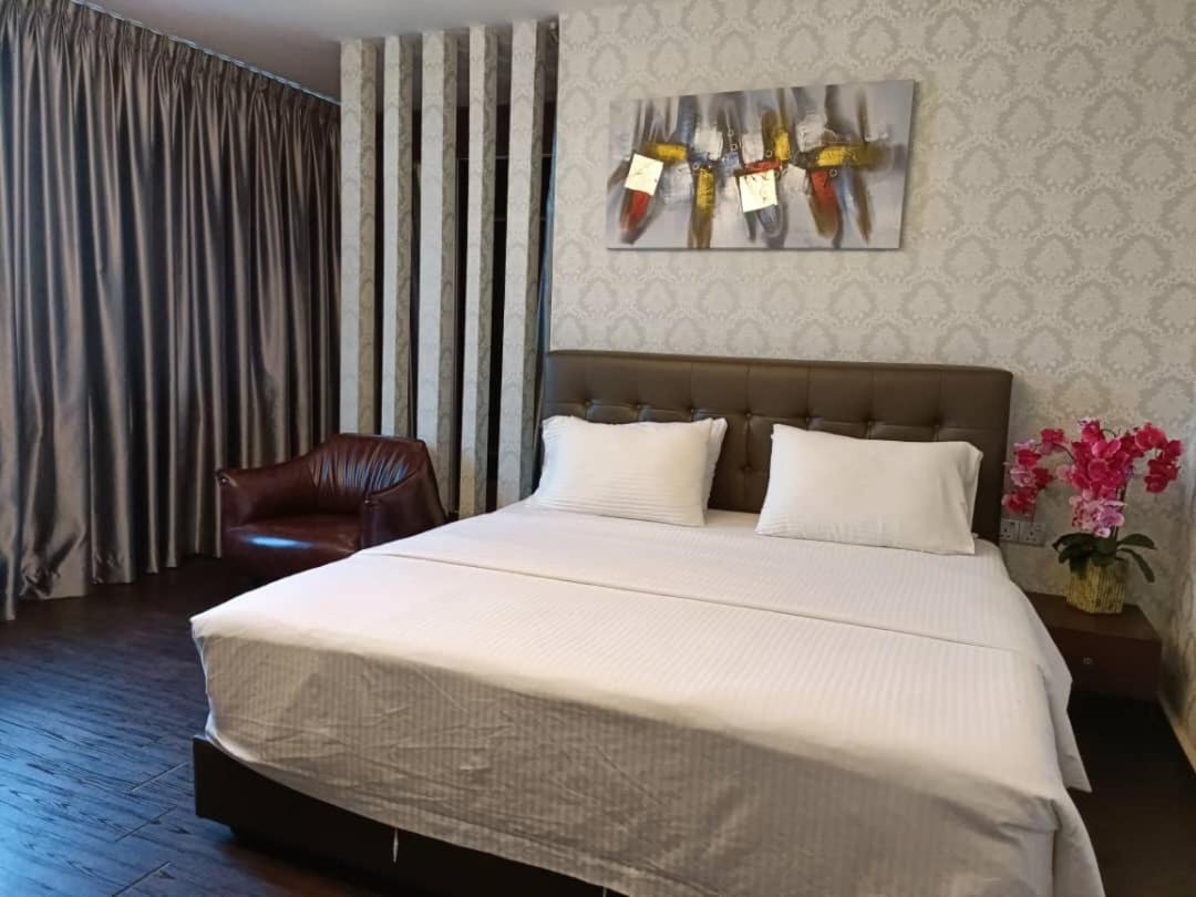 Raintree Boutique Hotel Kajang Exterior photo